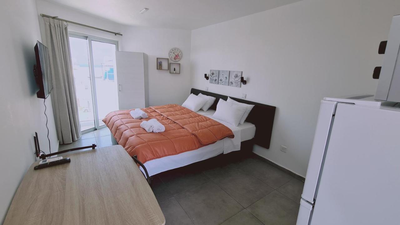 Stay Napa Living Studios Ajía Nápa Kültér fotó