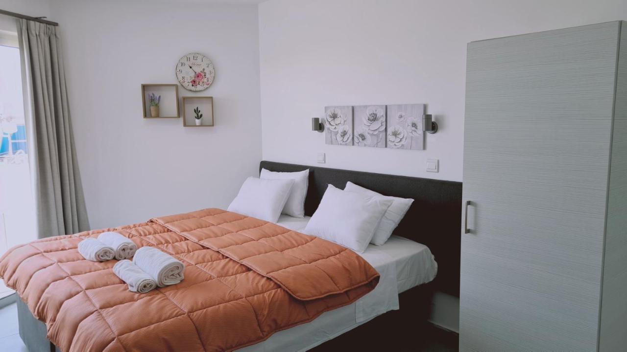 Stay Napa Living Studios Ajía Nápa Kültér fotó