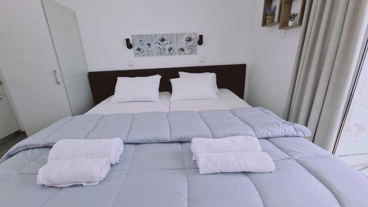 Stay Napa Living Studios Ajía Nápa Kültér fotó