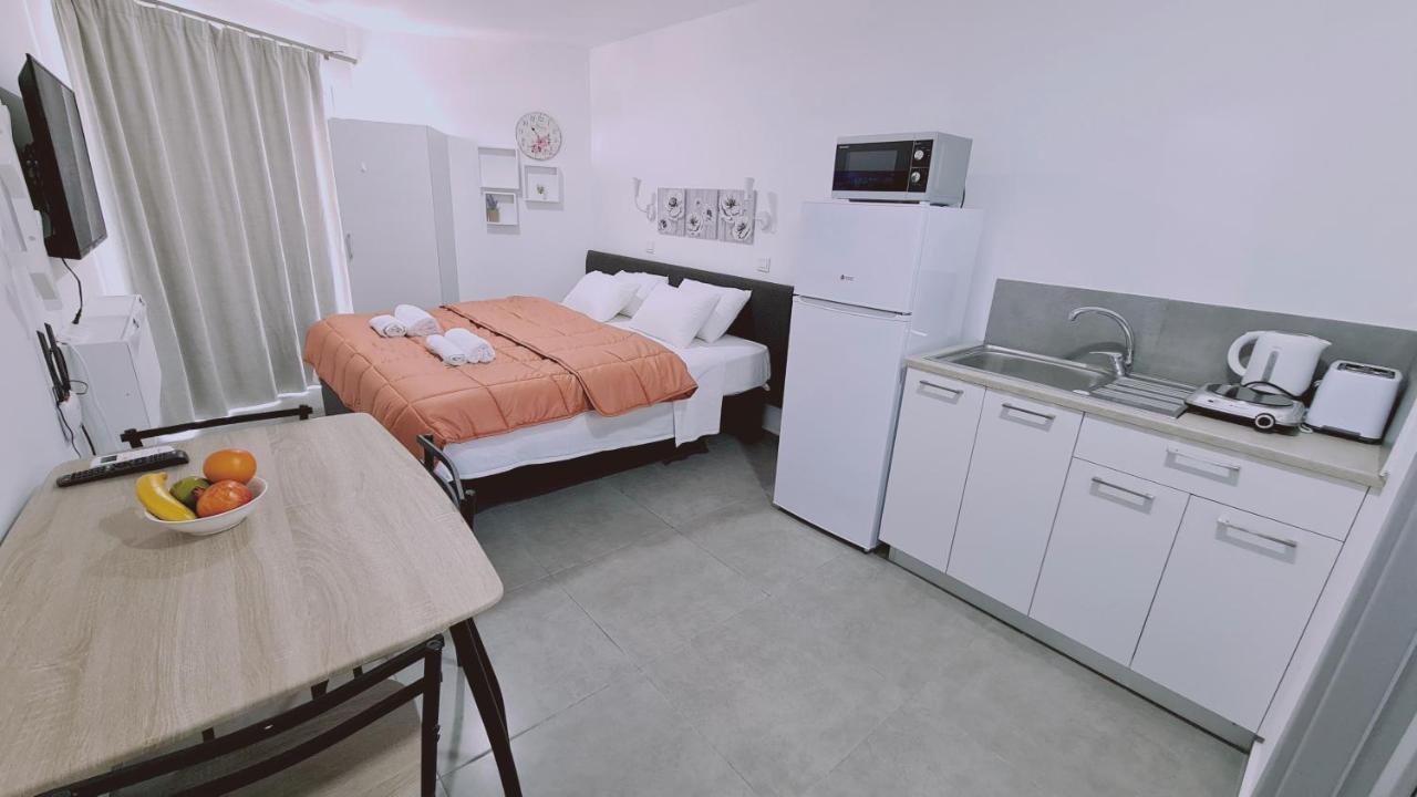 Stay Napa Living Studios Ajía Nápa Kültér fotó