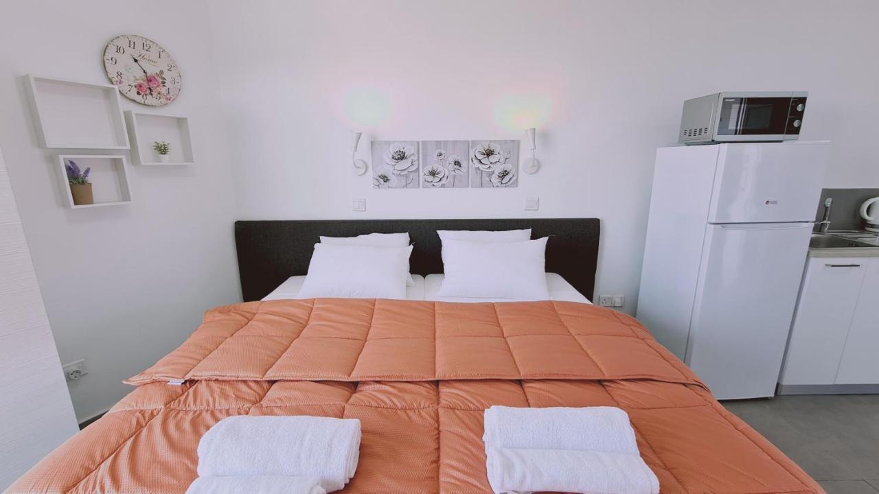 Stay Napa Living Studios Ajía Nápa Kültér fotó
