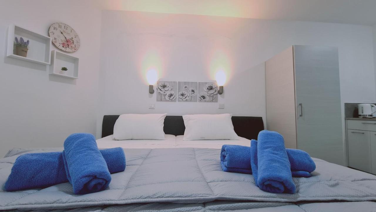 Stay Napa Living Studios Ajía Nápa Kültér fotó
